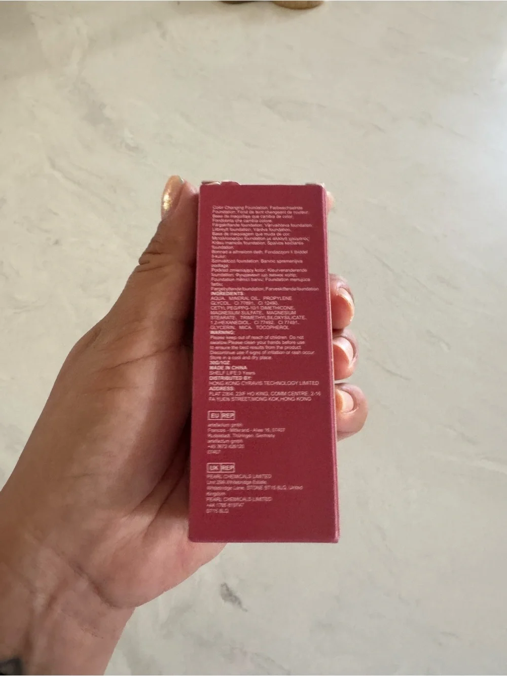Color Changing Foundation - Beige Shade - Picture 2 of 4